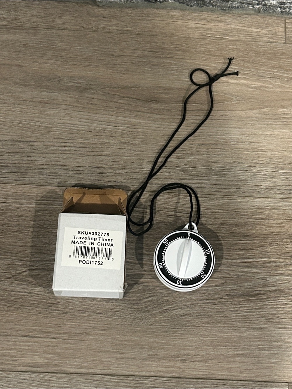 NWT Travel Timer Hanging Kitchen Timer - Black & White